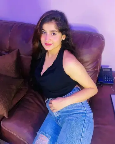 Call Girls Kumarganj Cash On Delivery